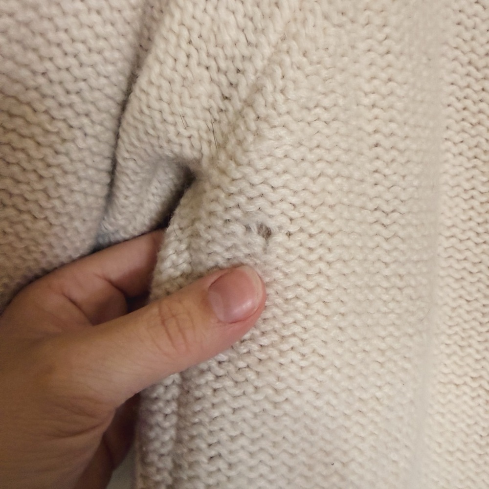 Vintage Beaded Floral Cardigan in Cream - Picture 9 of 9